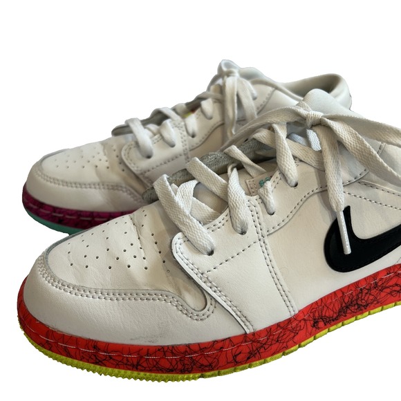 Nike Air Jordan 1 Retro Low GS Grades \
